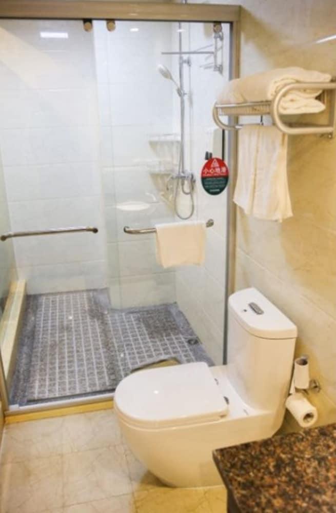 Greentree Inn Jiangsu Zhenjiang Dingmao Industrial Park Wode Square Express Hotel Exteriör bild