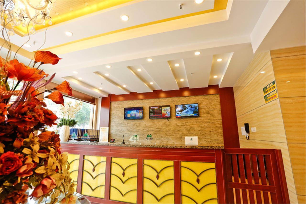 Greentree Inn Jiangsu Zhenjiang Dingmao Industrial Park Wode Square Express Hotel Exteriör bild