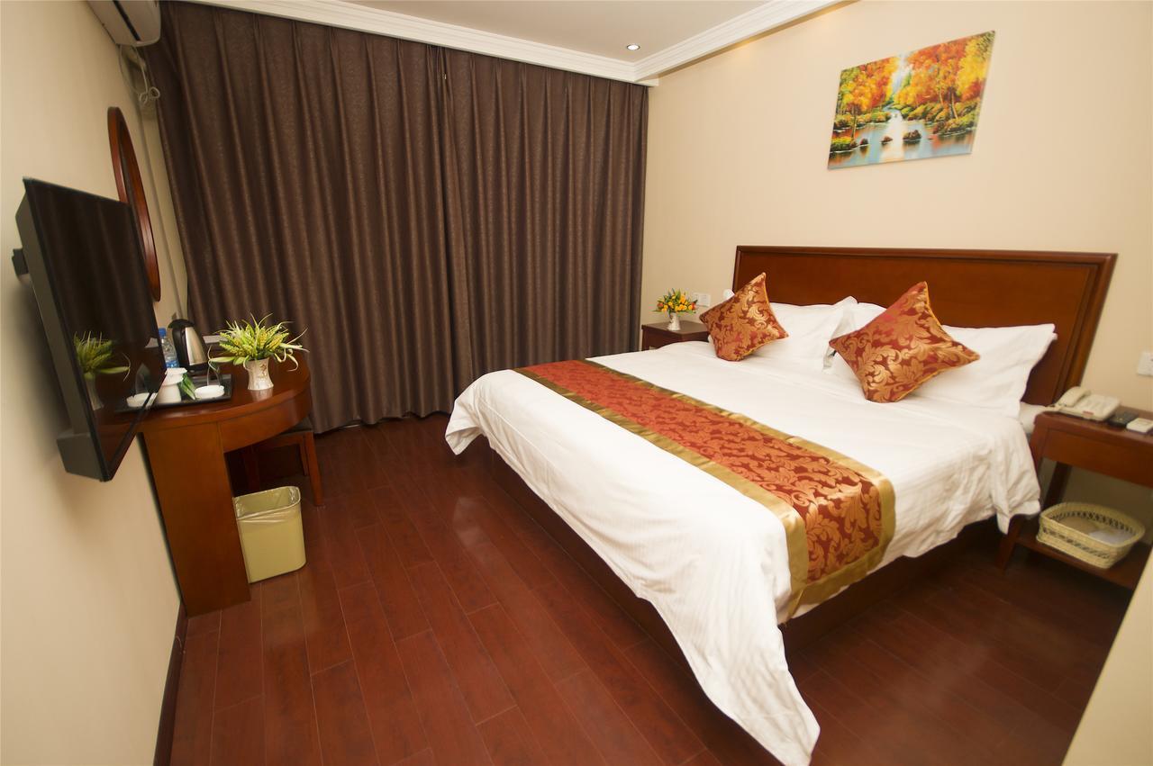 Greentree Inn Jiangsu Zhenjiang Dingmao Industrial Park Wode Square Express Hotel Exteriör bild